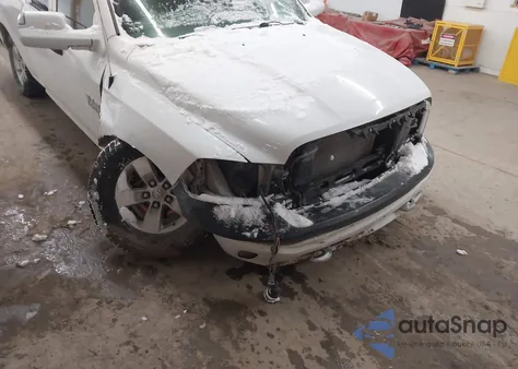 2015 Ram 1500 Tradesman z USA, uszkodzony, nr VIN 1C6RR7FT6FS737408